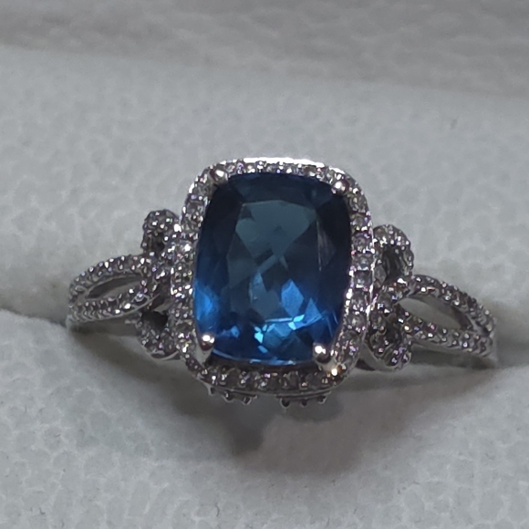 3.5 CT LONDON BLUE TOPAZ 3/8 CT DIAMONDS SET IN 10K WHITE GOLD 4.8 GRAMS SIZE 11 - Picture 3 of 9
